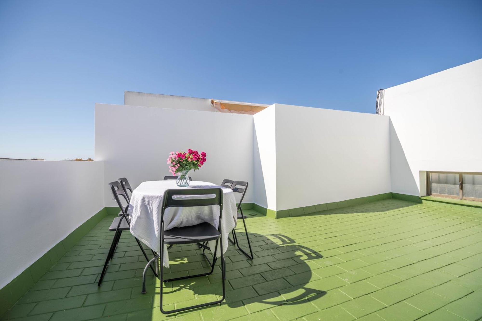 El Teatro Atico Con Terraza El Puerto de Santa Maria Exterior foto